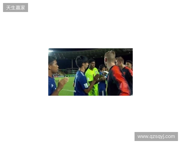 日本U17主帅:中国队组织纪律很强 决赛肯定不同于此前小组赛交手 日本U17主帅:中国队组织纪律很强 决赛肯定不同于此前小组赛交手